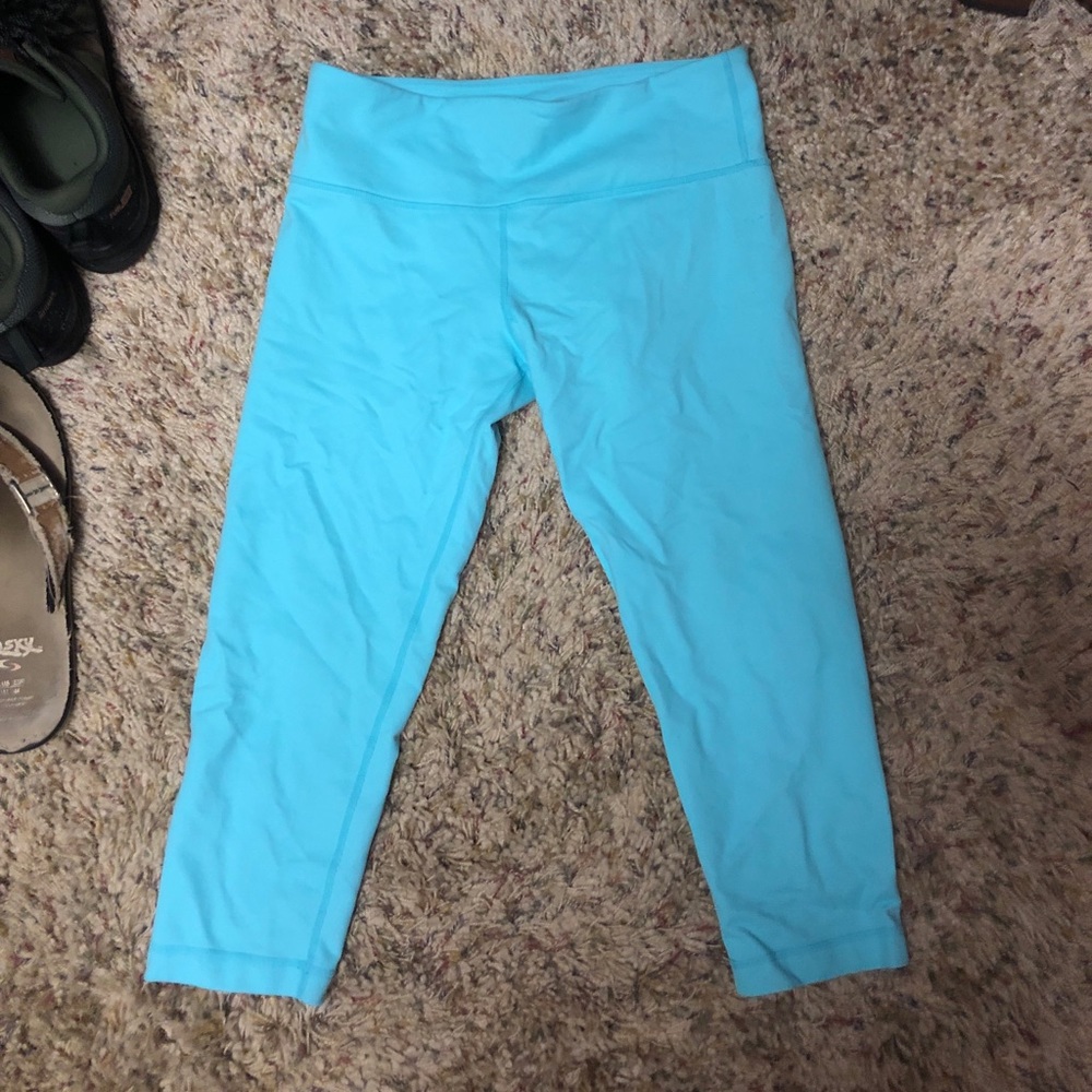 Lululemon wunder under crop size 6